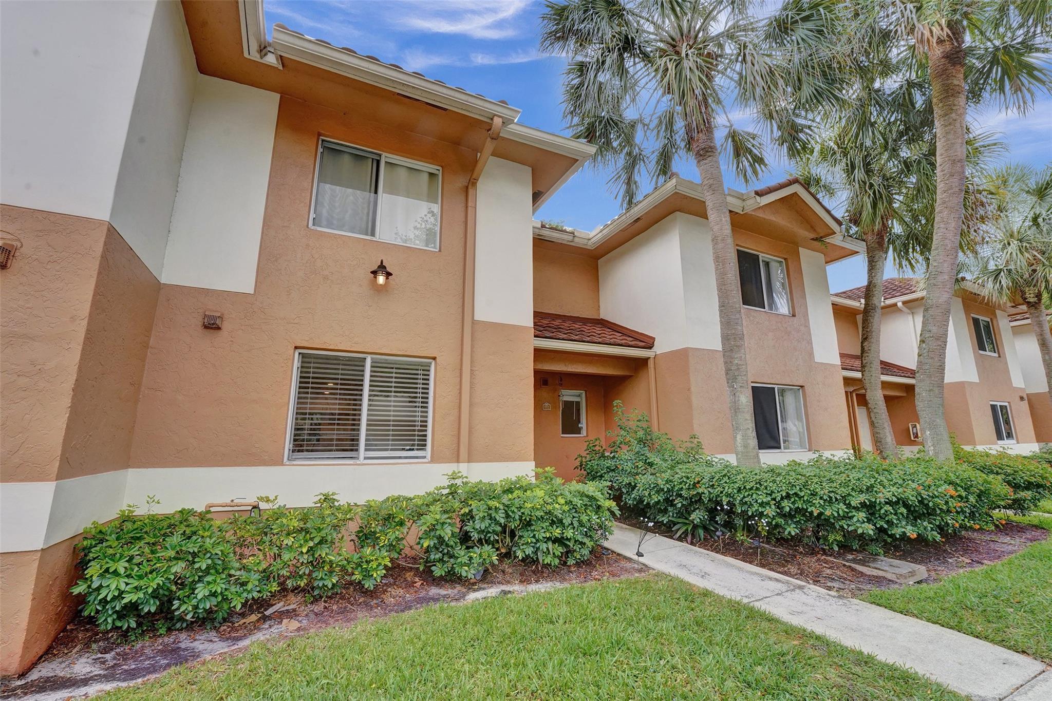 COLONNADES CONDO - Residential