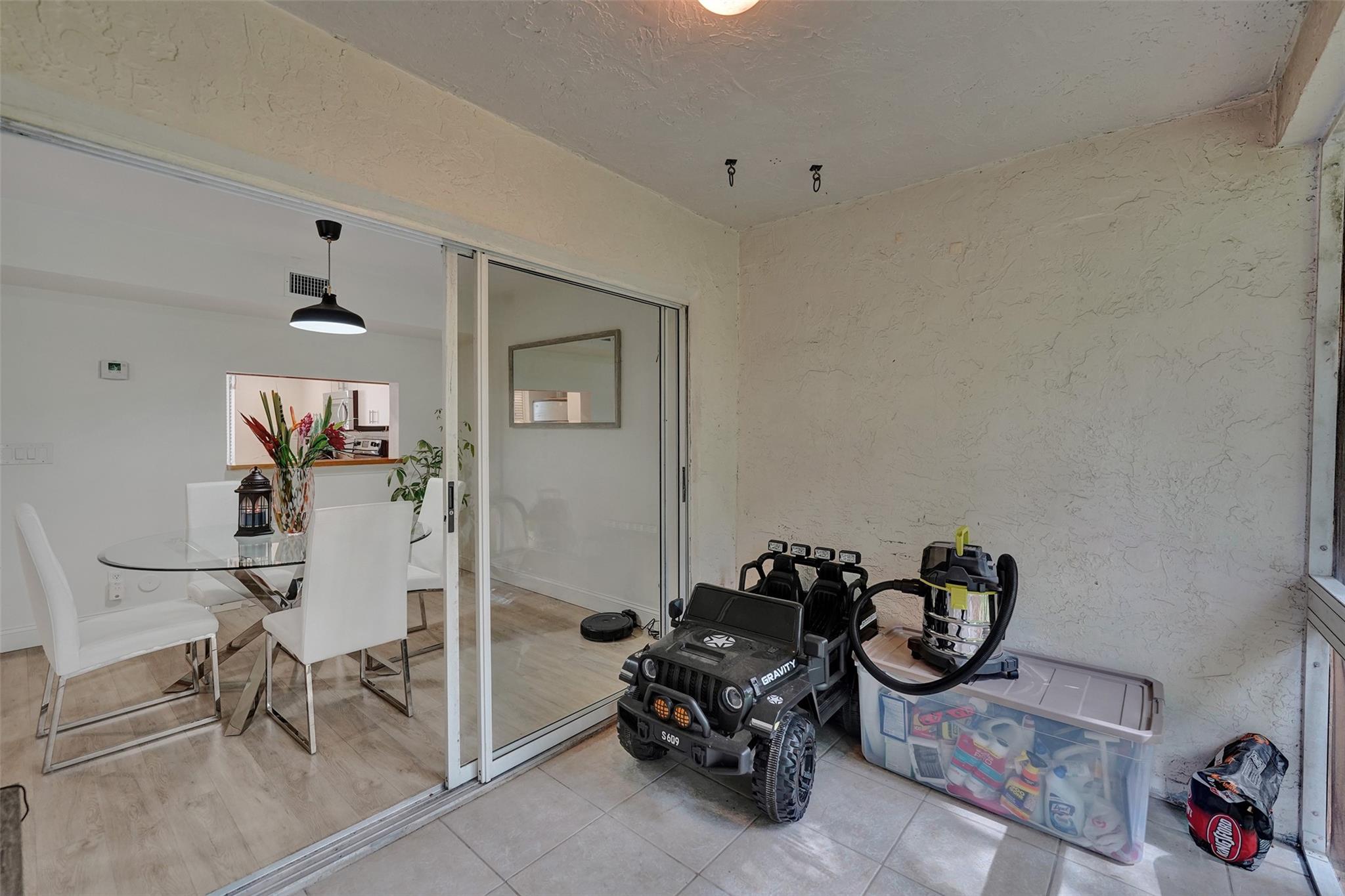 COLONNADES CONDO - Residential