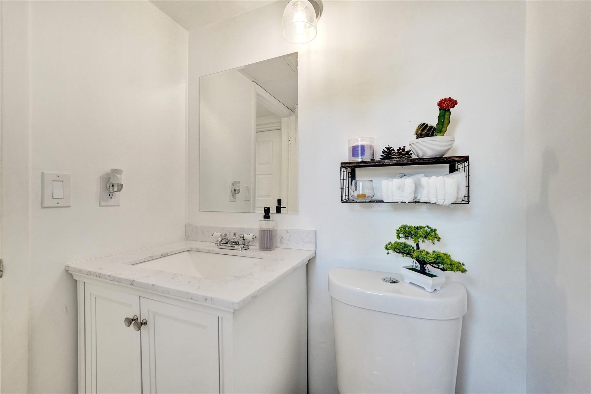 COLONNADES CONDO - Residential