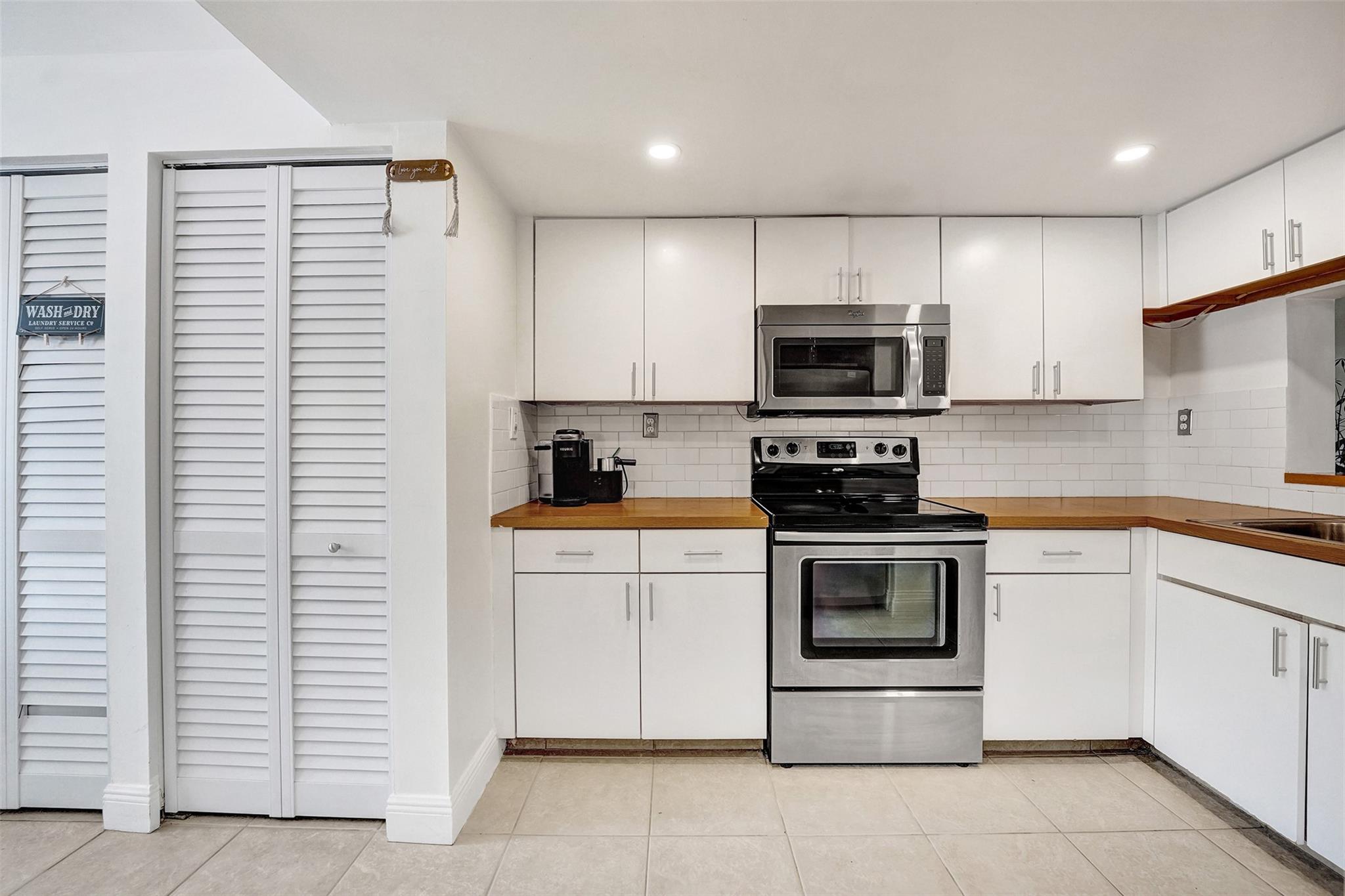 COLONNADES CONDO - Residential