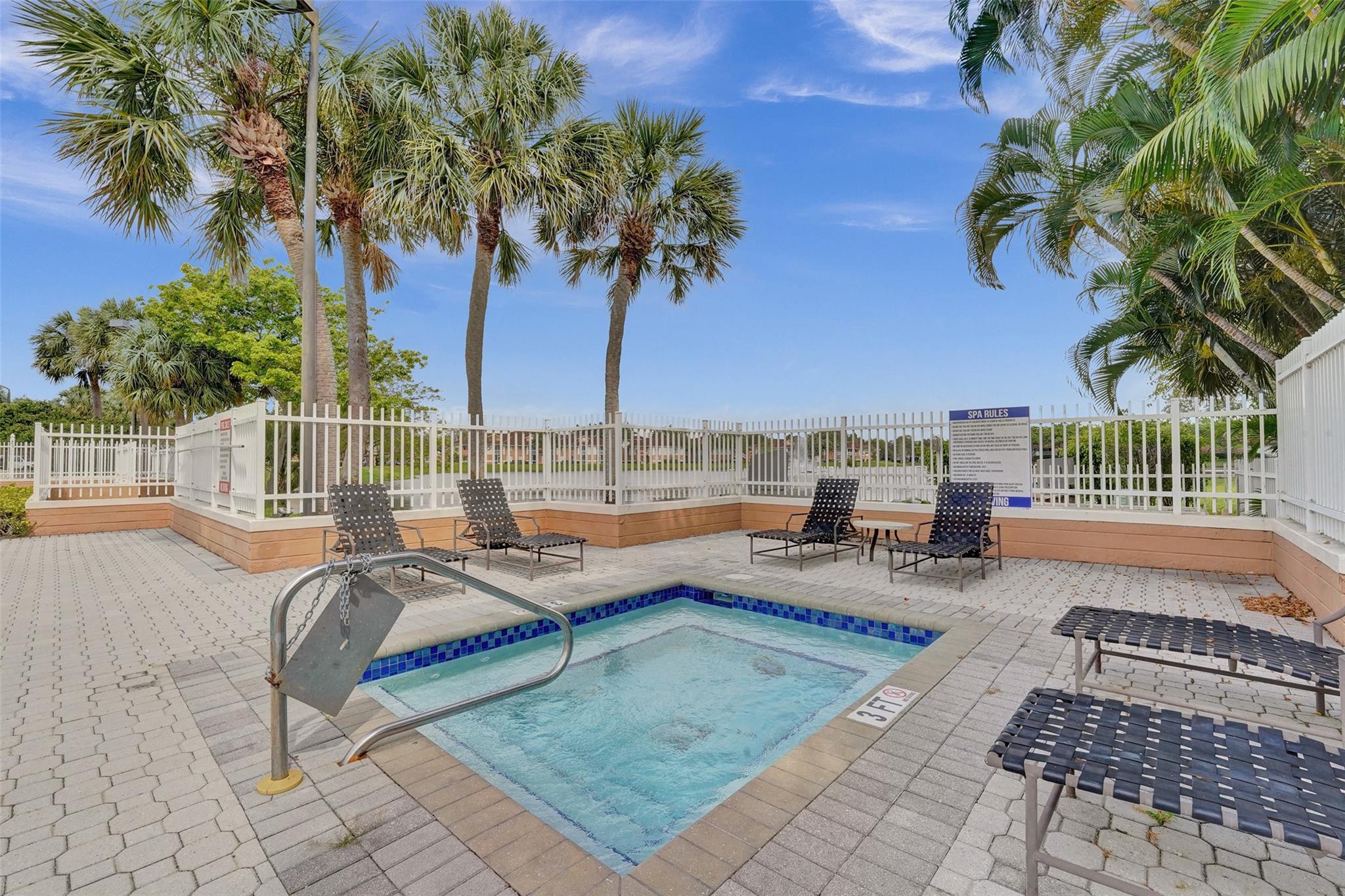 COLONNADES CONDO - Residential