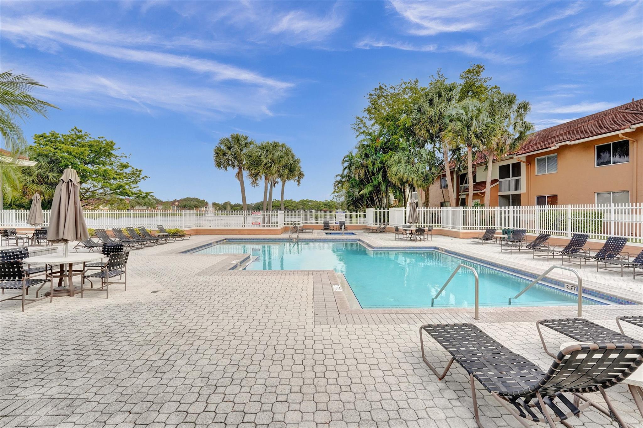 COLONNADES CONDO - Residential