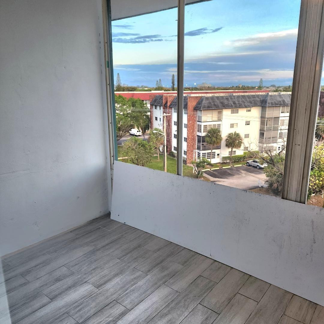 Castle Apartments - Residential