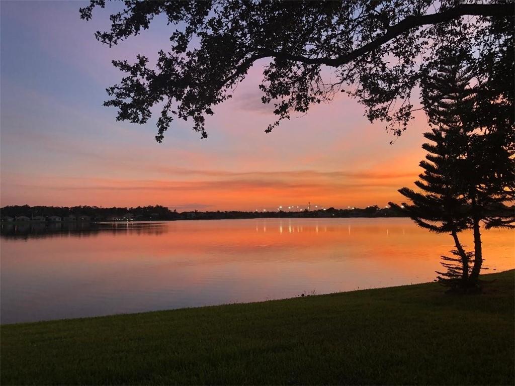 COCO LAKES - Residential Lease