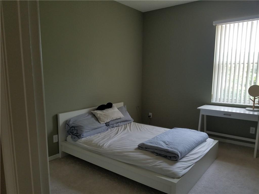 COCO LAKES - Residential Lease