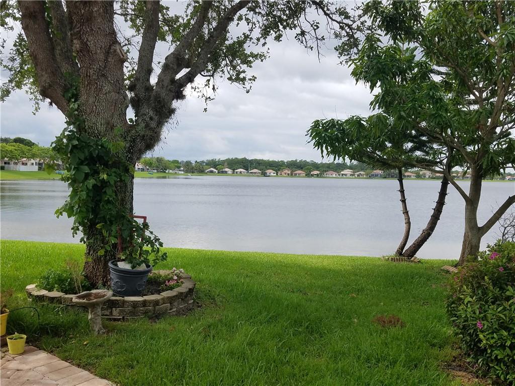 COCO LAKES - Residential Lease