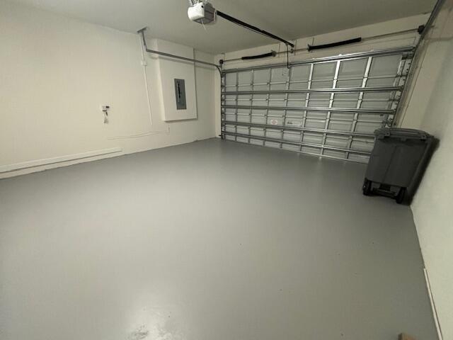 FLAVOR PICT TOWNHOMES PUD - Residential Lease