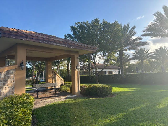 FLAVOR PICT TOWNHOMES PUD - Residential Lease