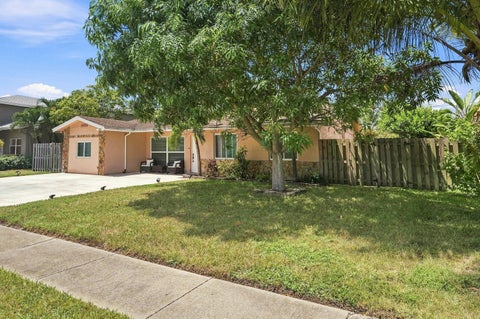 Tiny photo for 4665 NW 113TH Avenue, Sunrise, FL 33323 (MLS # B26070400)