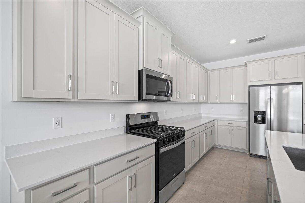 CADENCE PHASE II - Residential