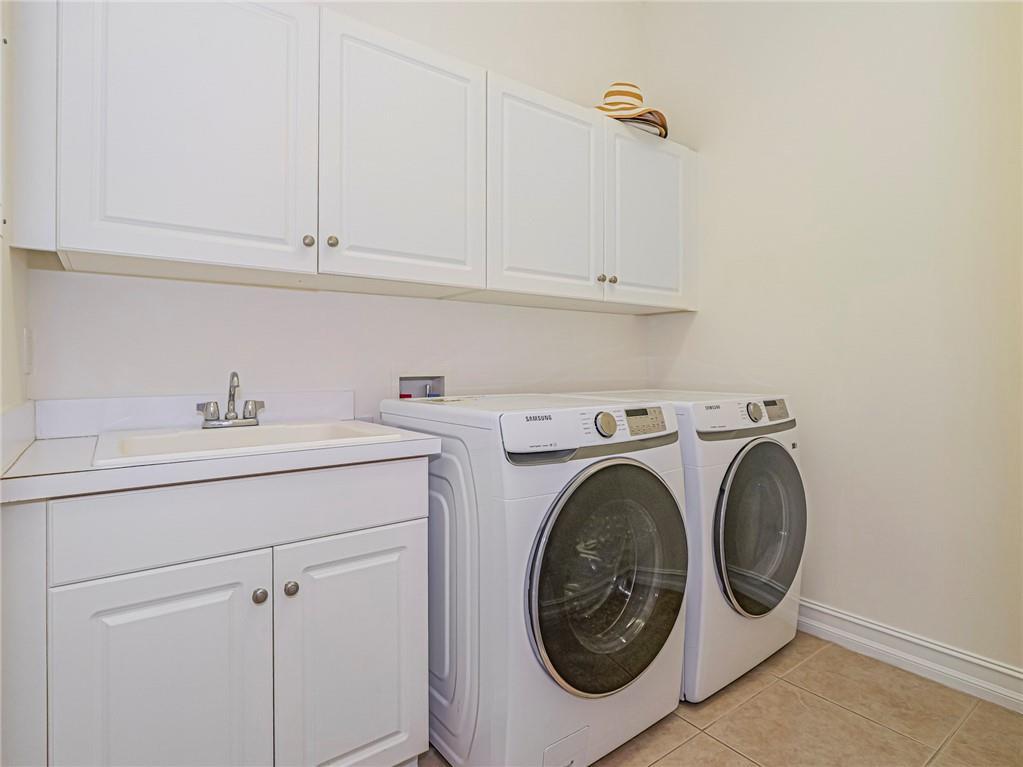 BRIDGEPOINTE SUBDIVISION - Residential Lease