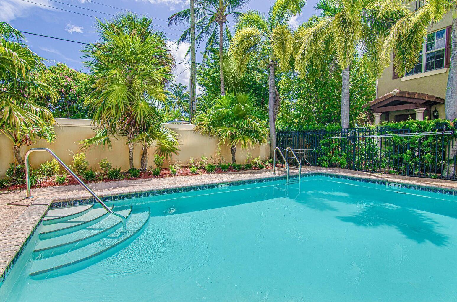 CLOISTERS AT LAKE WORTH - Residential