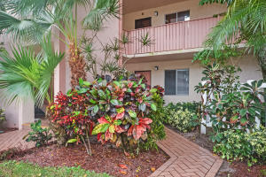 Huntington Lakes - Residential