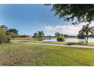 Huntington Lakes - Residential