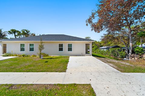 3003 SE Fairmont Street Stuart FL 34997