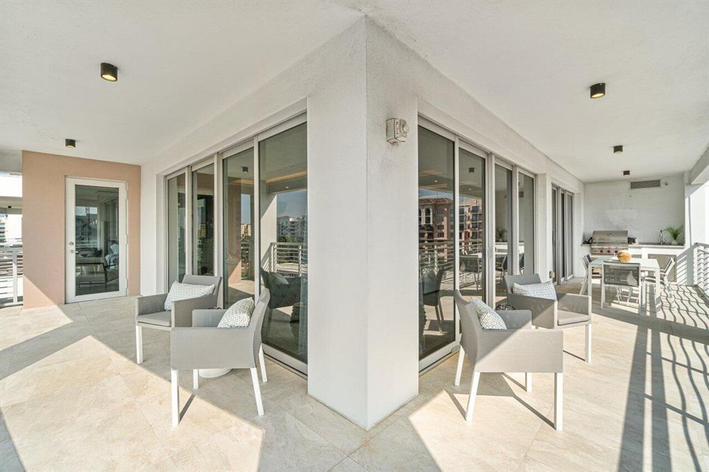 327 ROYAL PALM CONDO - Residential