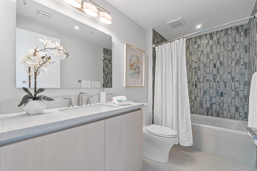 327 ROYAL PALM CONDO - Residential