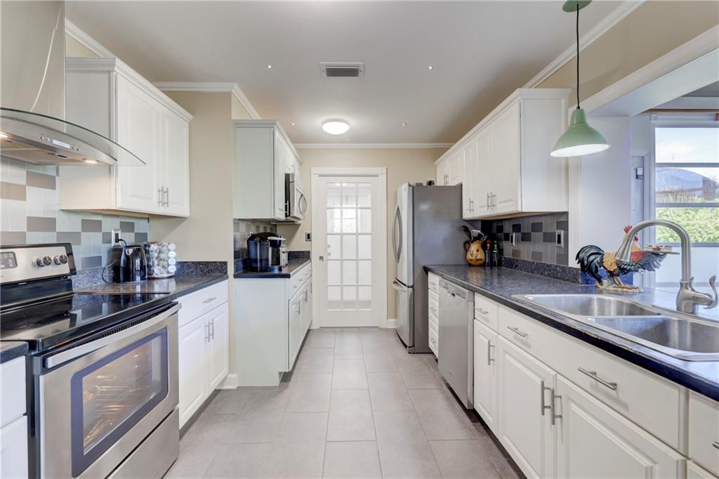 Mainlands Of Tamarac 1 - Residential