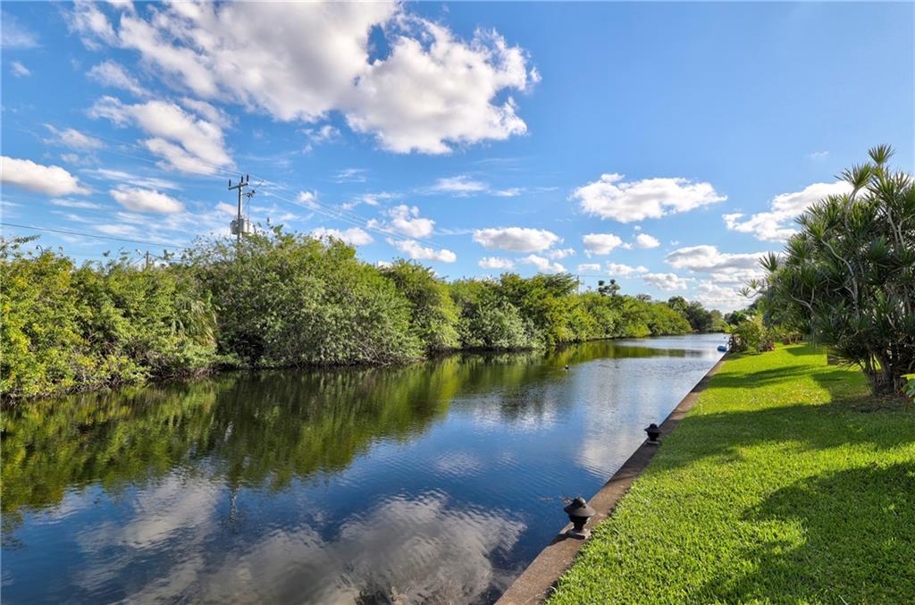 Mainlands Of Tamarac 1 - Residential