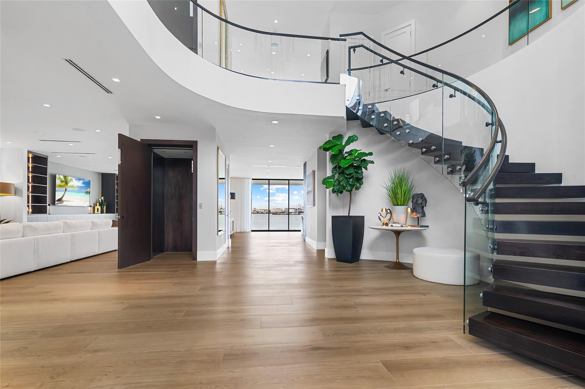 Harbour Heights Add 35-21 - Residential Lease