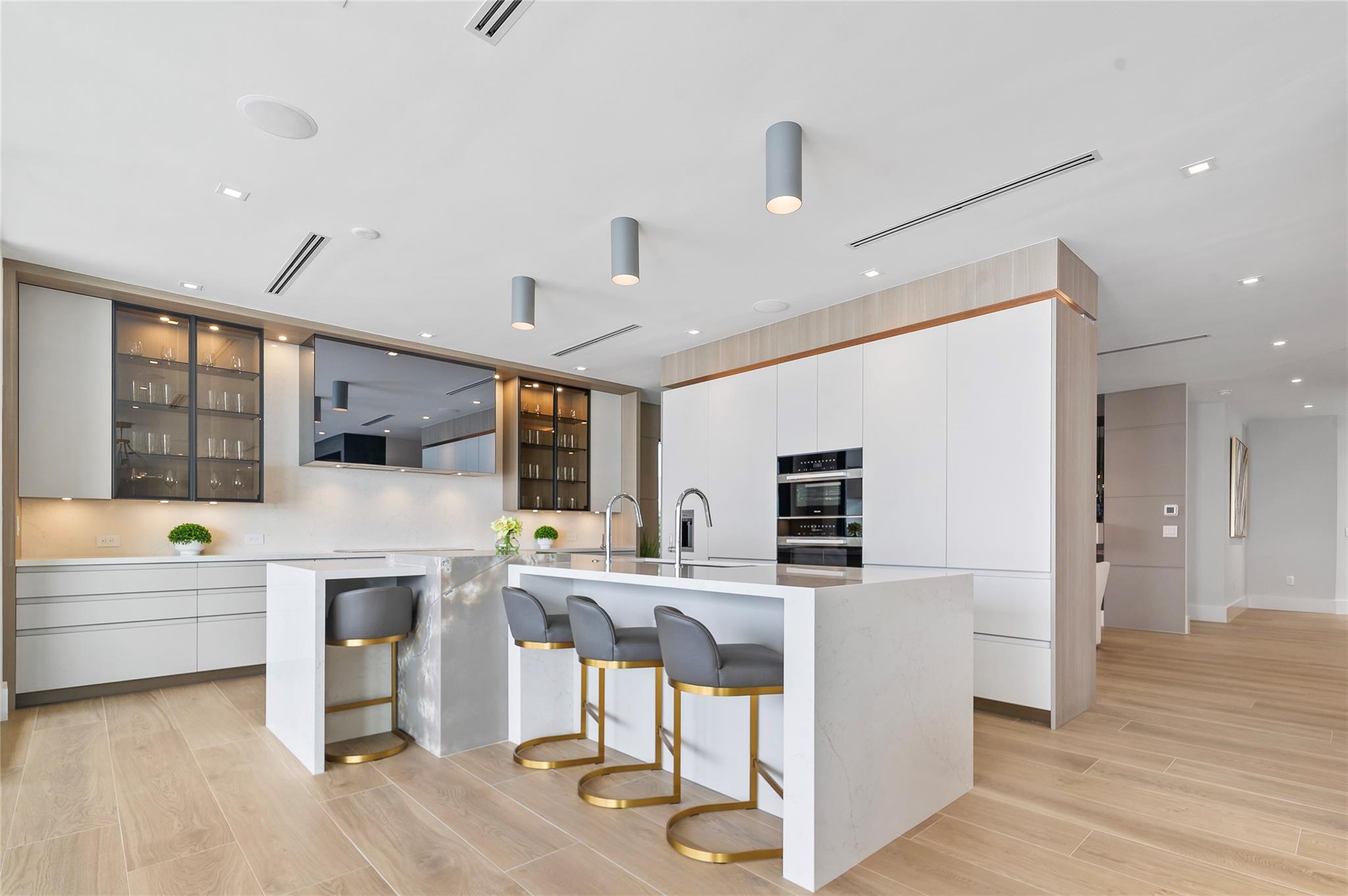 Harbour Heights Add 35-21 - Residential Lease