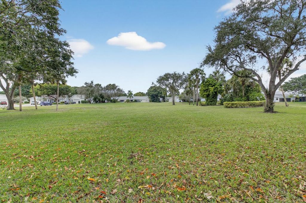Photo of 18101 107th Avenue S, Boca Raton, FL 33498 (MLS # R11158914)