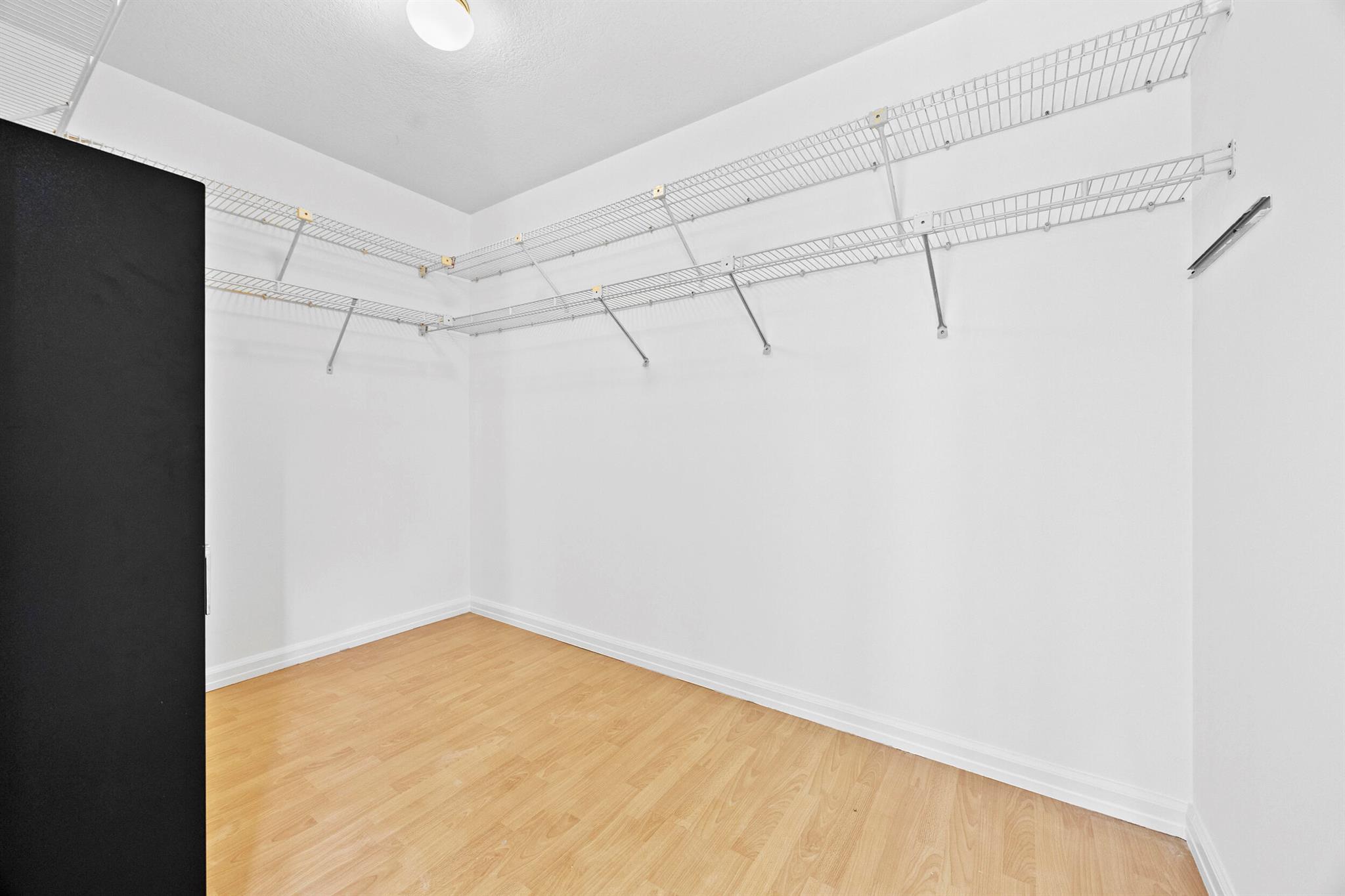 TEQUESTA PINES - Residential