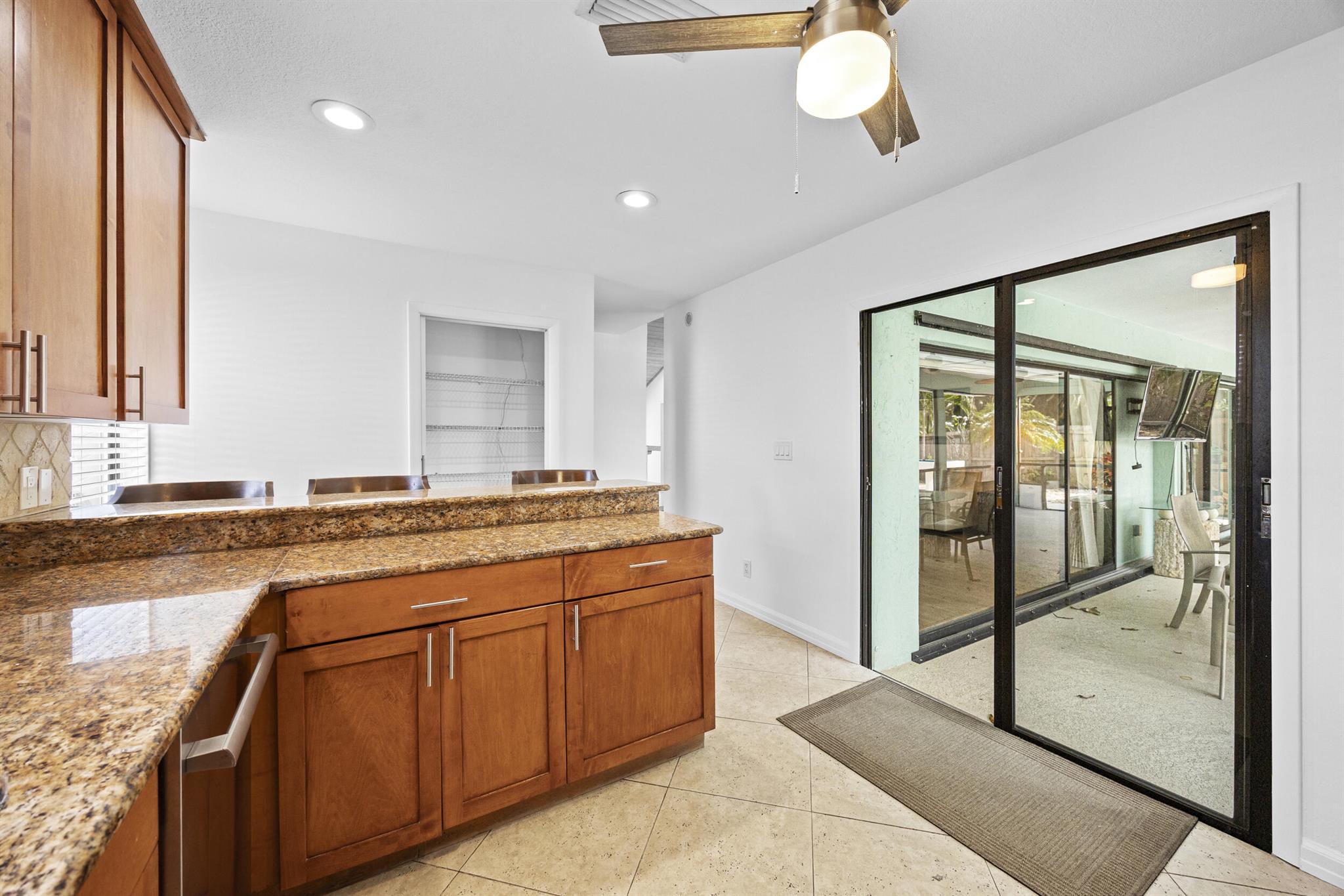 TEQUESTA PINES - Residential