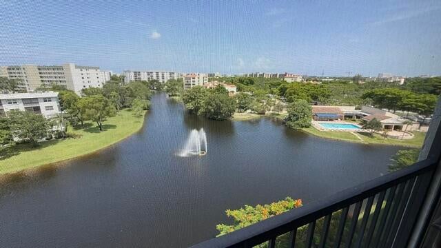 2334 S Cypress Bend Drive 802, Pompano Beach FL 33069