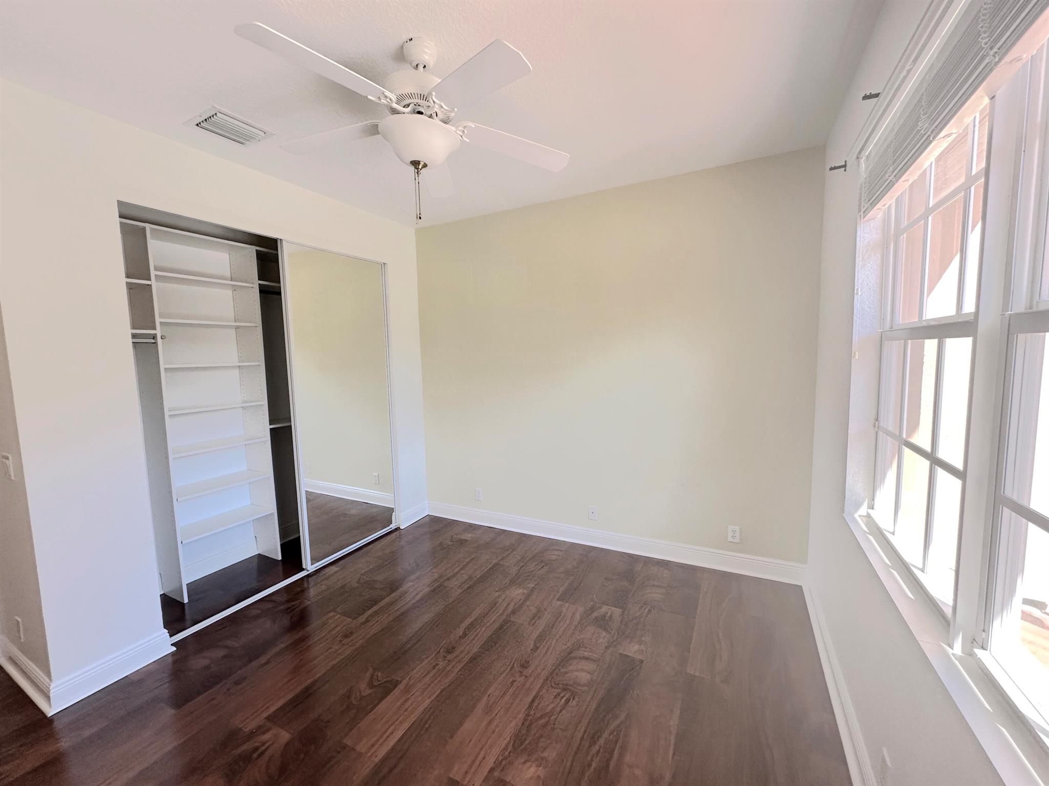 CIELO TOWNHOMES AT SHOPS - Residential