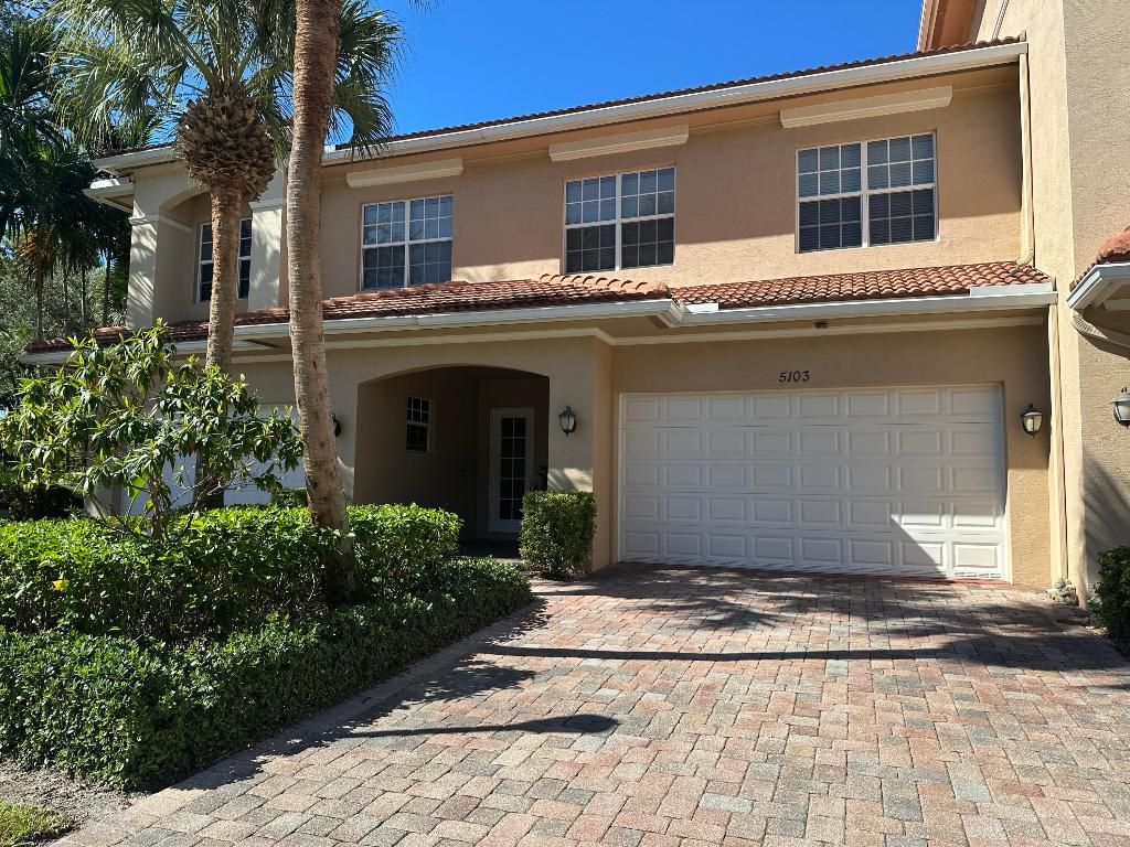 Photo of 5103 Artesa Way W, Palm Beach Gardens, FL 33418 (MLS # R11136619)