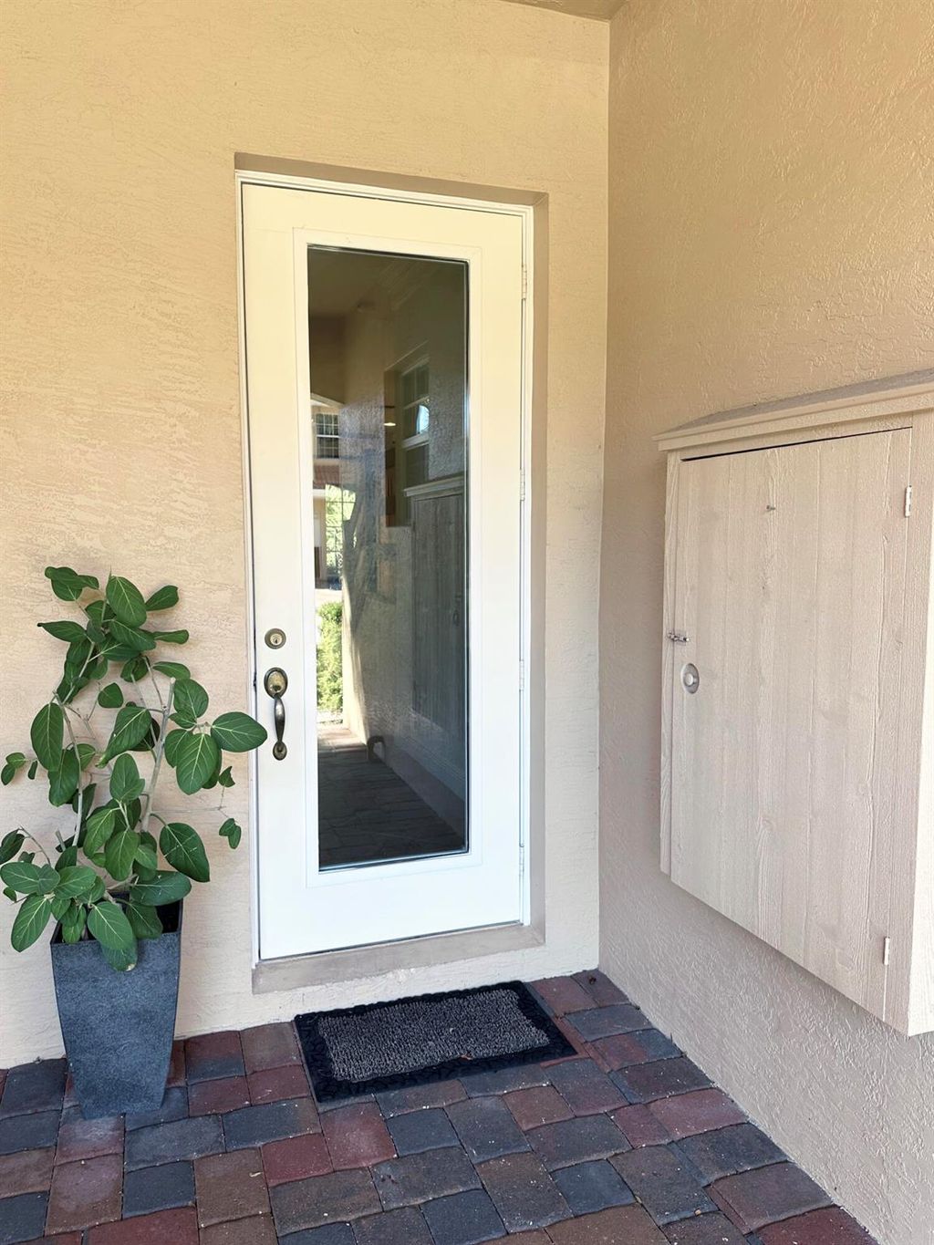 Photo of 5103 Artesa Way W, Palm Beach Gardens, FL 33418 (MLS # R11136619)