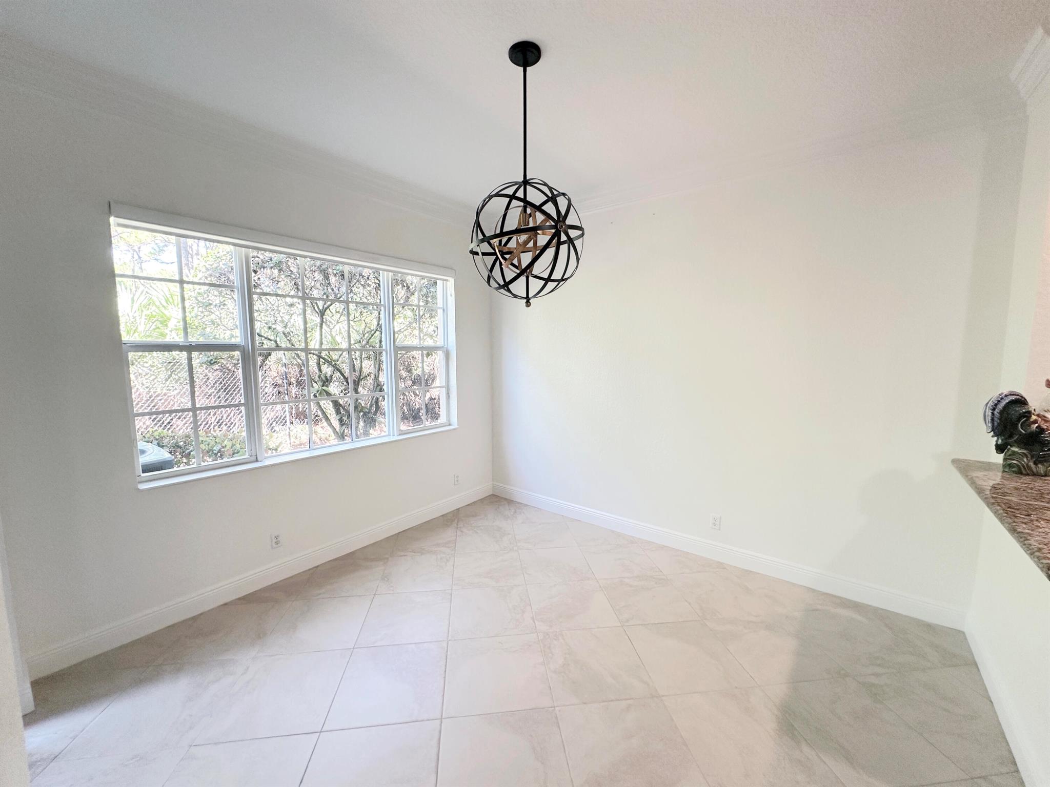 CIELO TOWNHOMES AT SHOPS - Residential