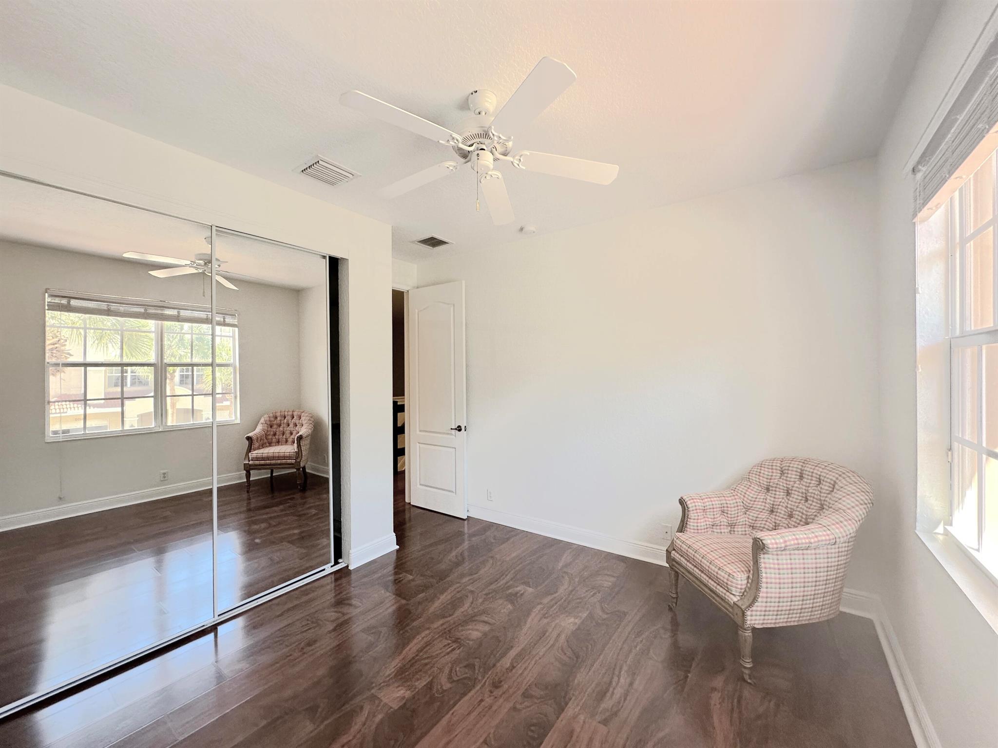 CIELO TOWNHOMES AT SHOPS - Residential