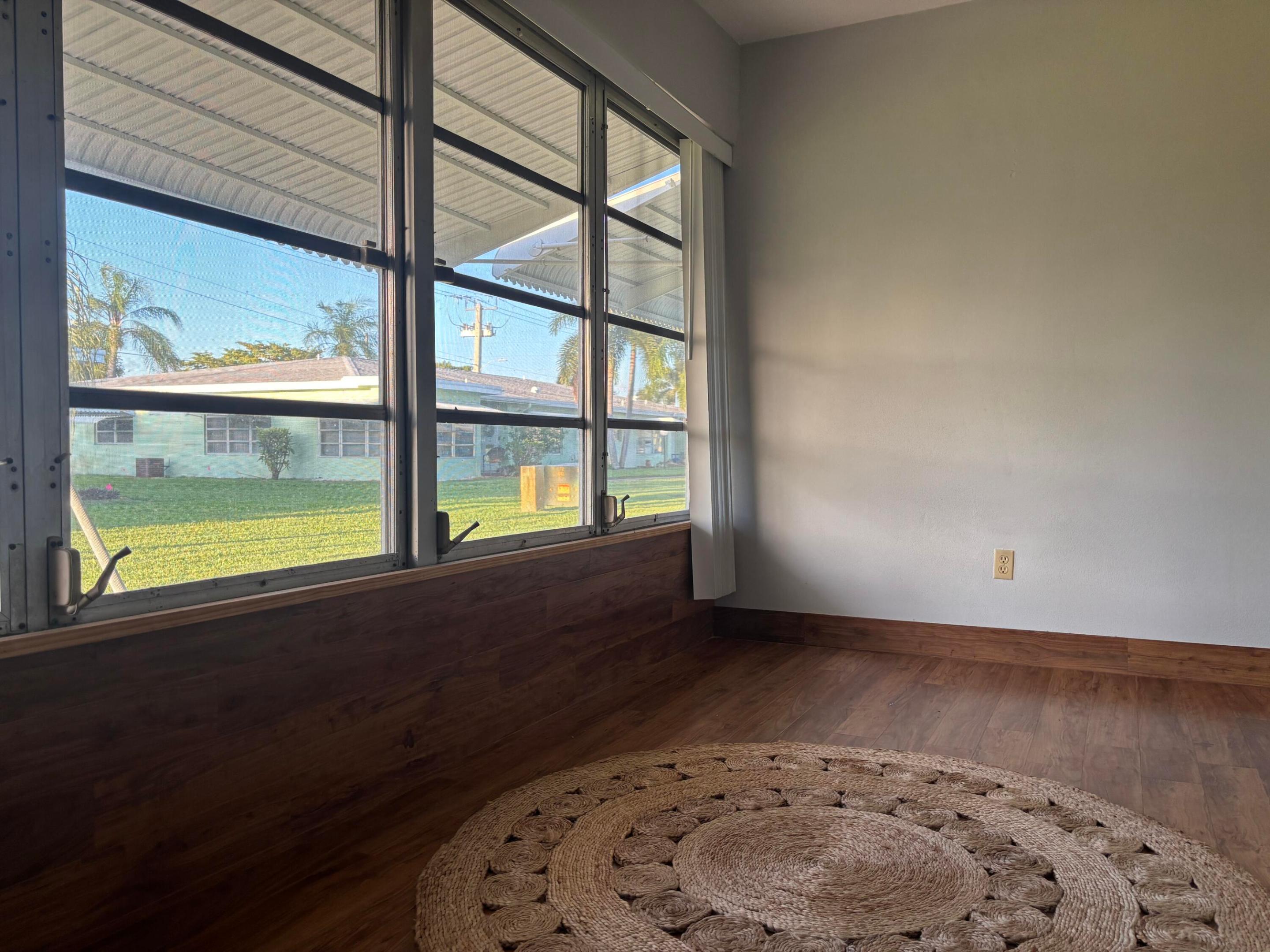 PINE POINT VILLAS CONDO - Residential