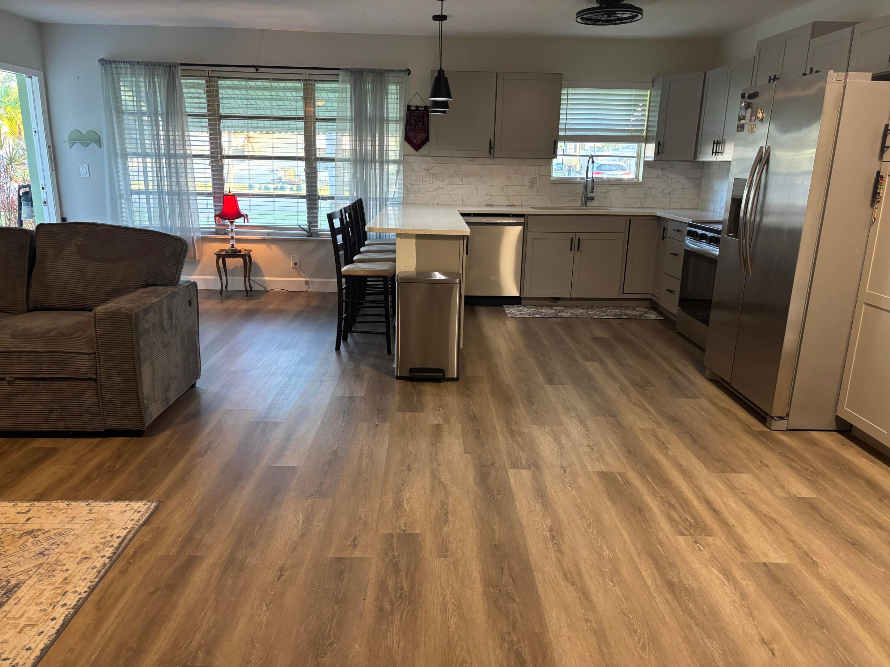 PINE POINT VILLAS CONDO - Residential