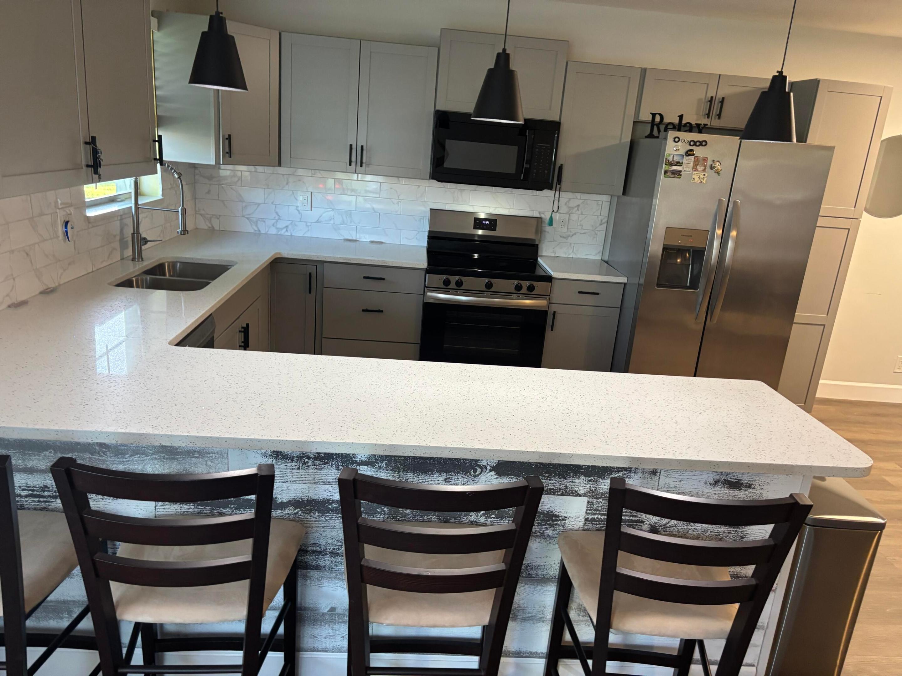 PINE POINT VILLAS CONDO - Residential