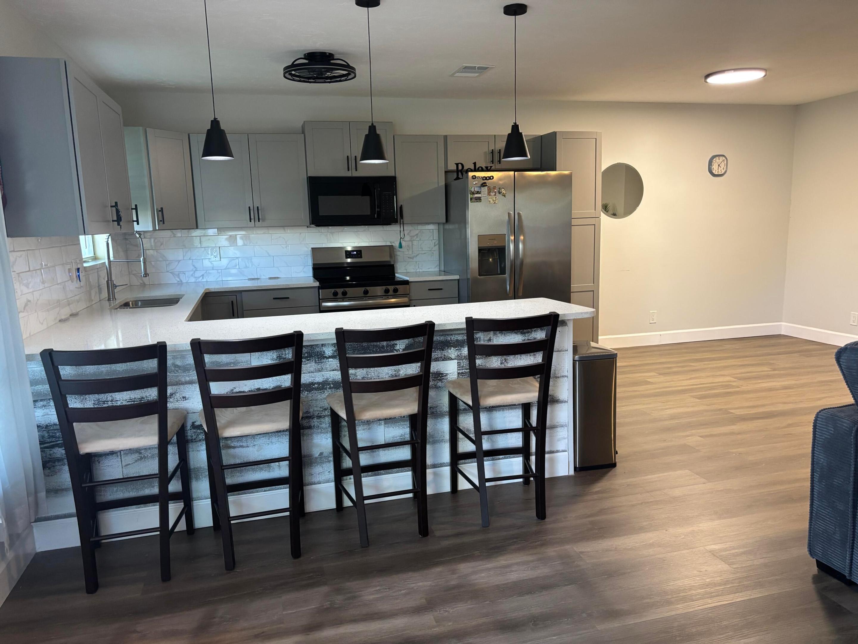 PINE POINT VILLAS CONDO - Residential