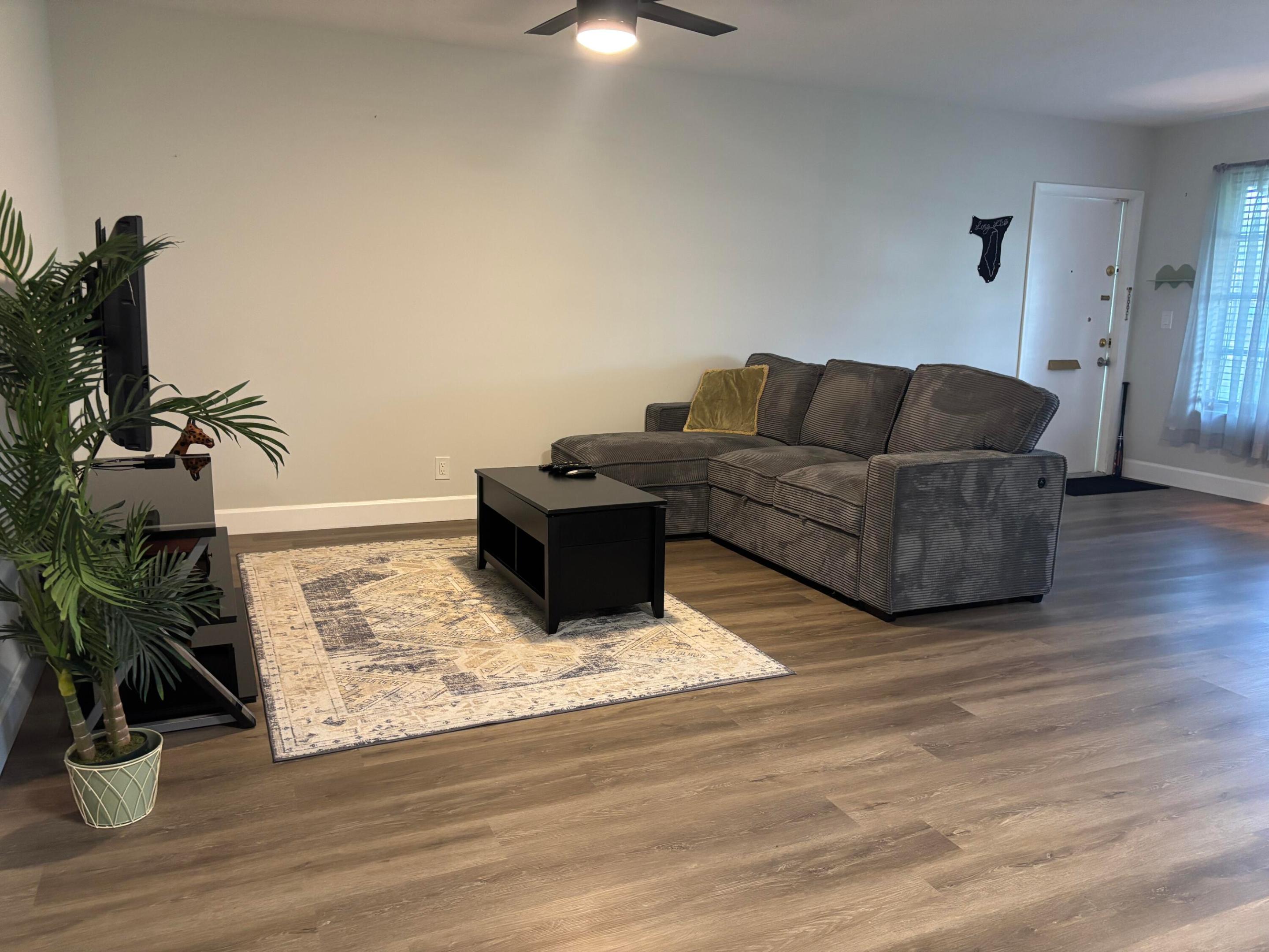 PINE POINT VILLAS CONDO - Residential