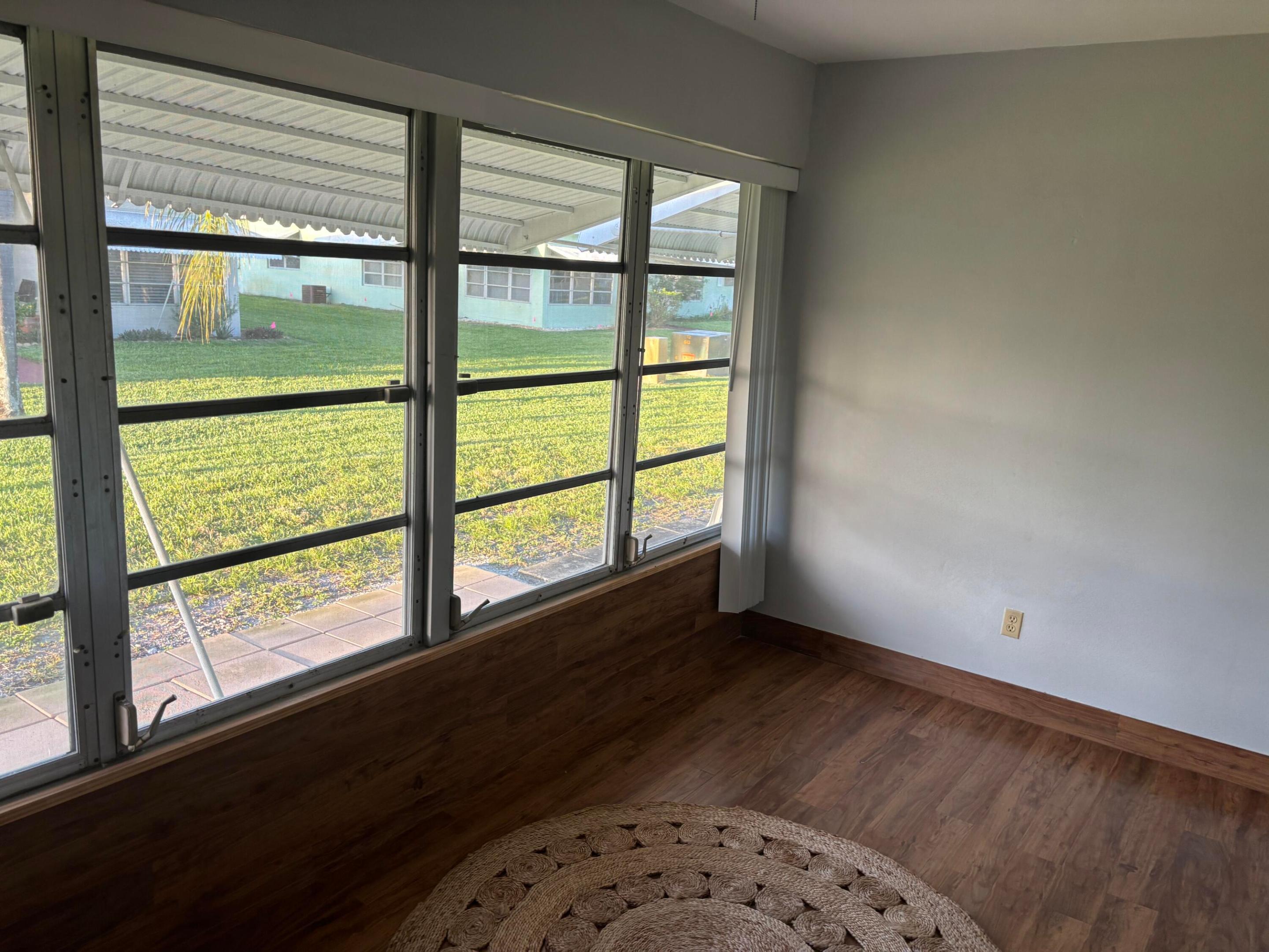 PINE POINT VILLAS CONDO - Residential