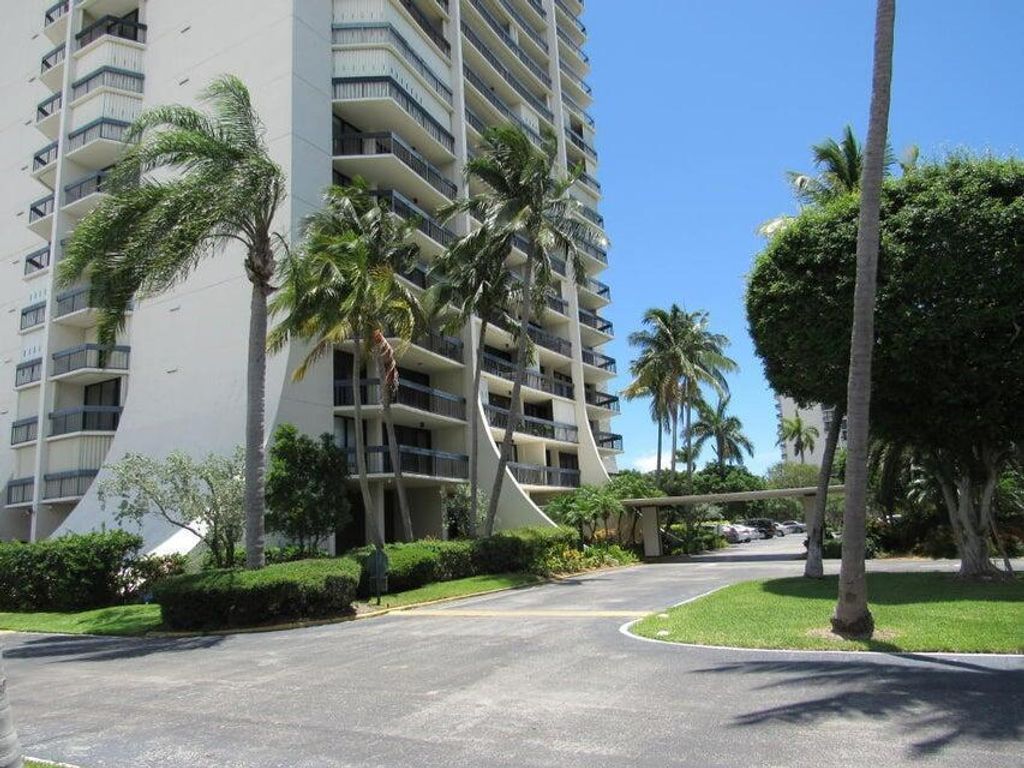 Photo of 2400 Presidential Way #1803, West Palm Beach, FL 33401 (MLS # B26030980)