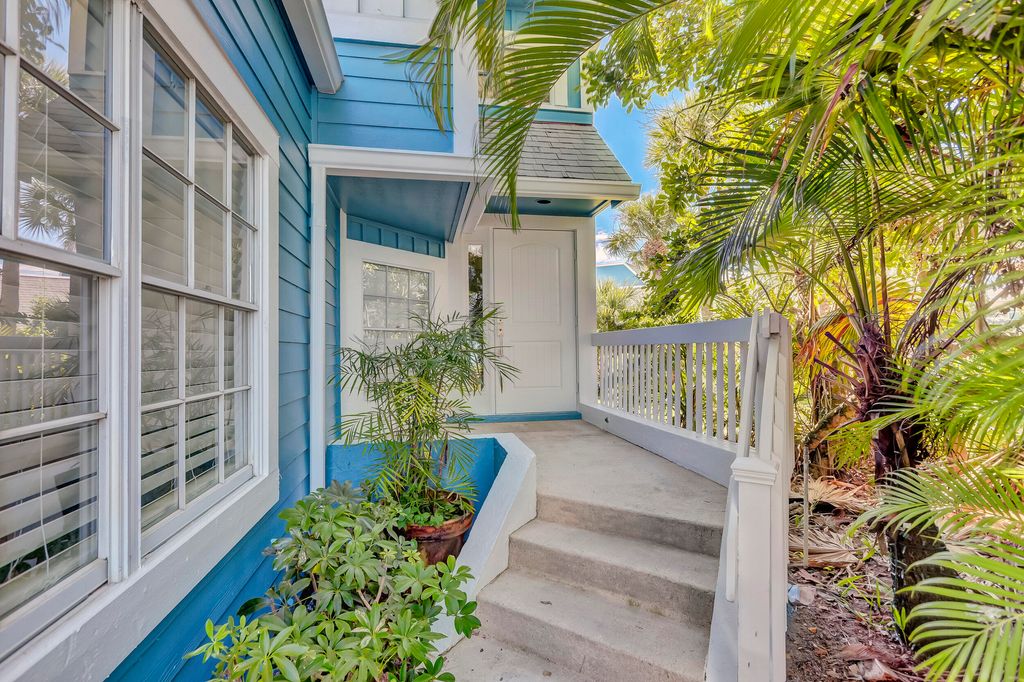 Photo of 1521 Ocean Dunes Circle, Jupiter, FL 33477 (MLS # B26010700)