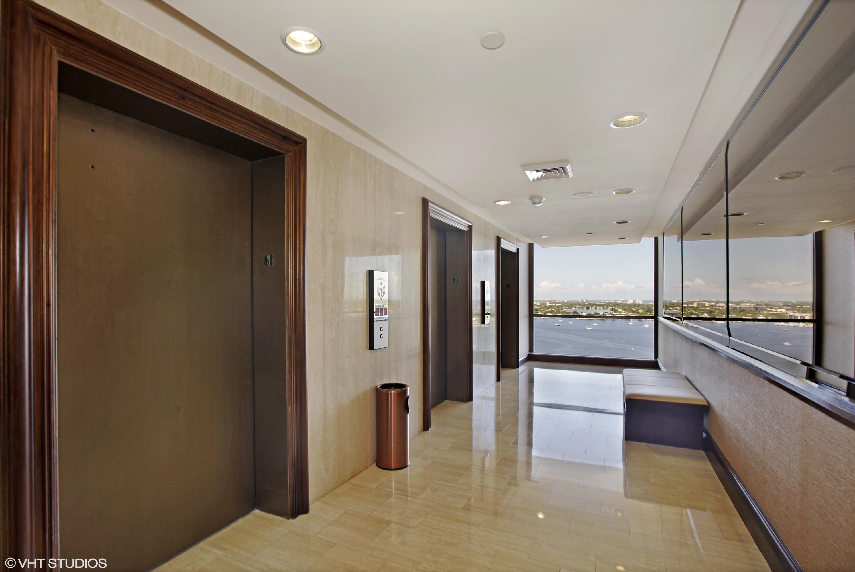OLD PORT COVE LAKE POINT - Residential