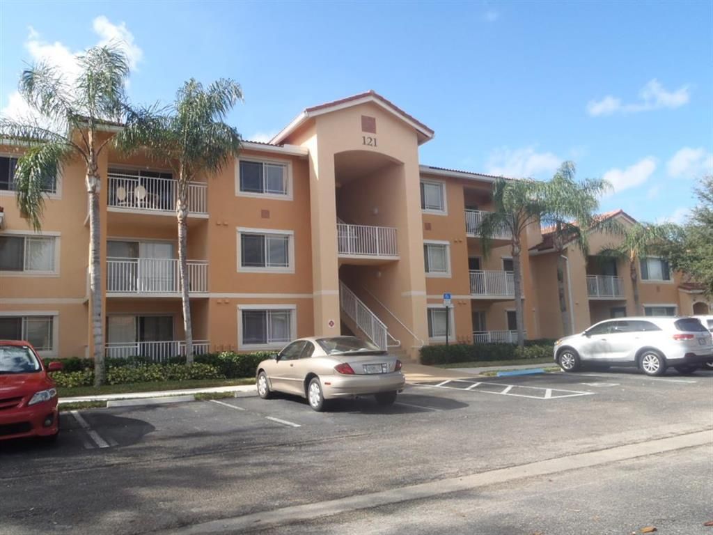 Photo of 121 SW Palm Drive #204, Port Saint Lucie, FL 34986 (MLS # R10775032)