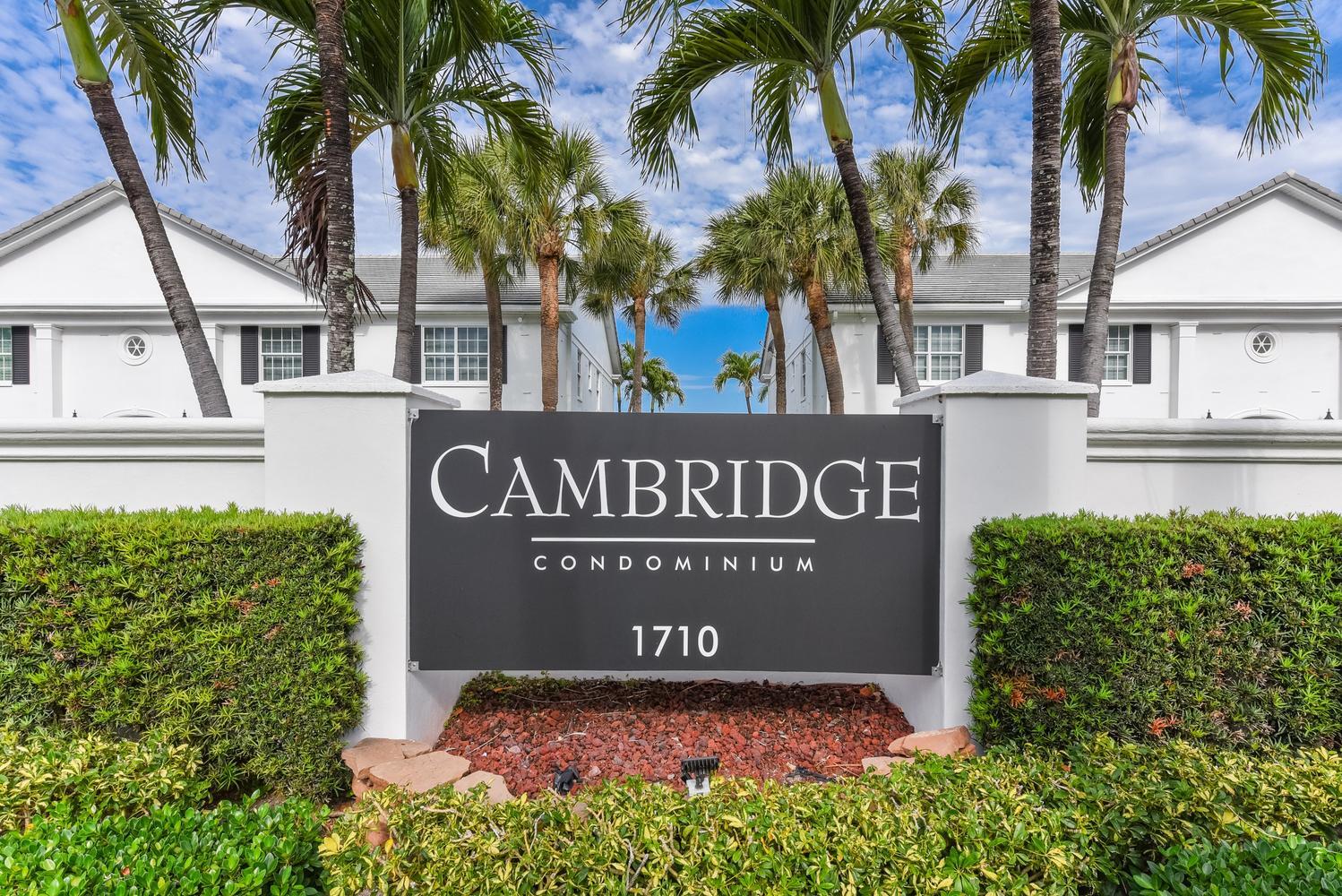 CAMBRIDGE CONDO - Residential