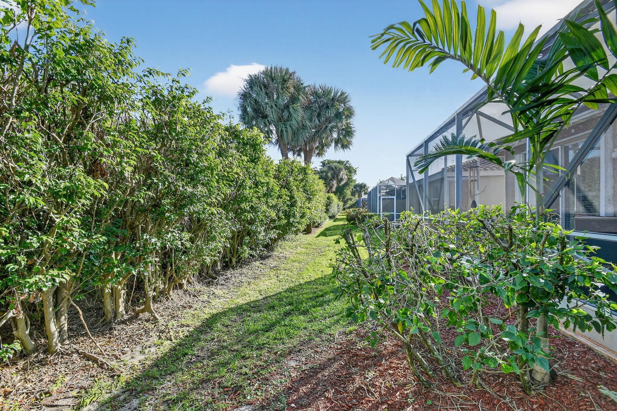 MAJESTIC ISLES - Residential