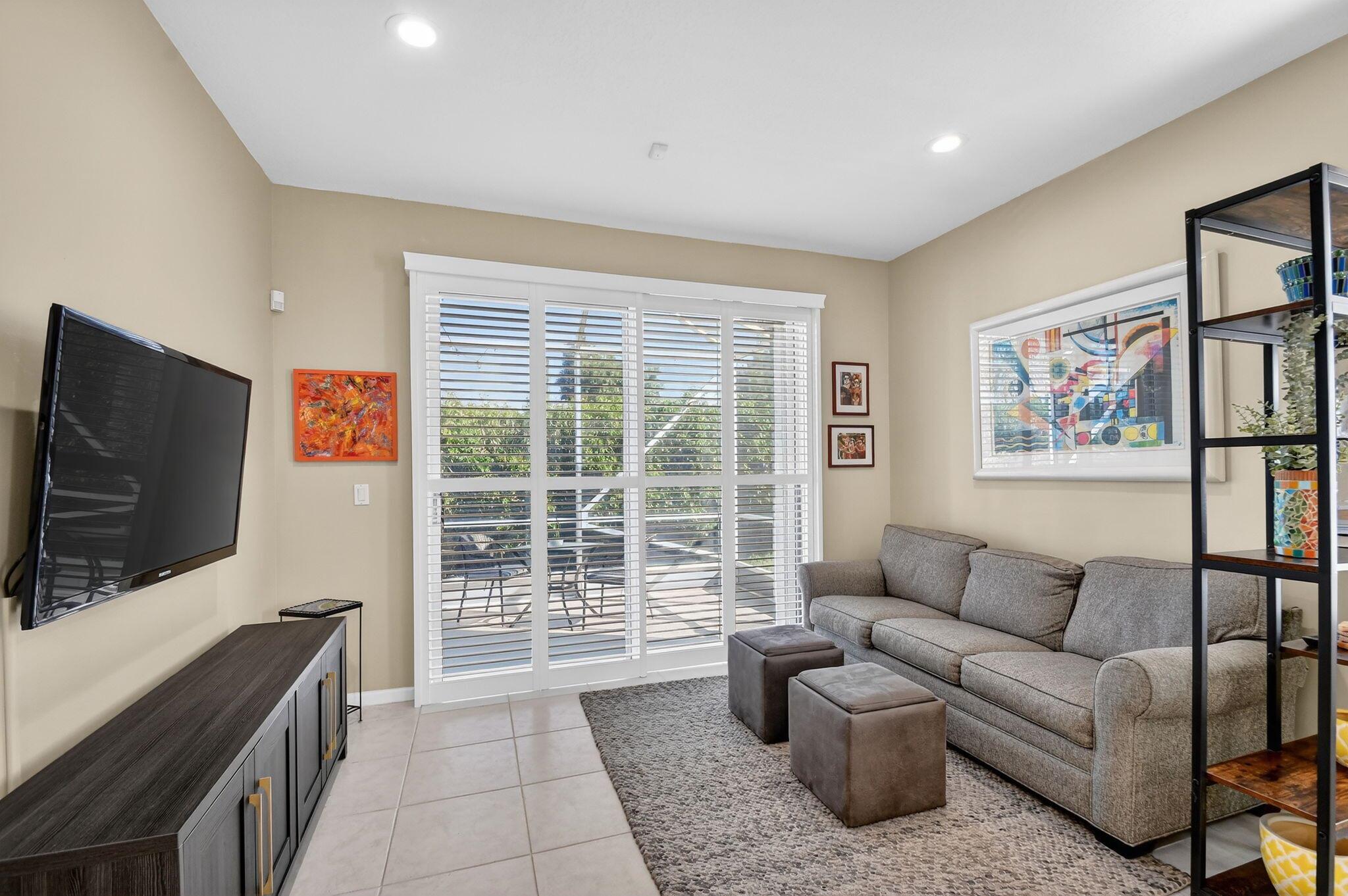 MAJESTIC ISLES - Residential