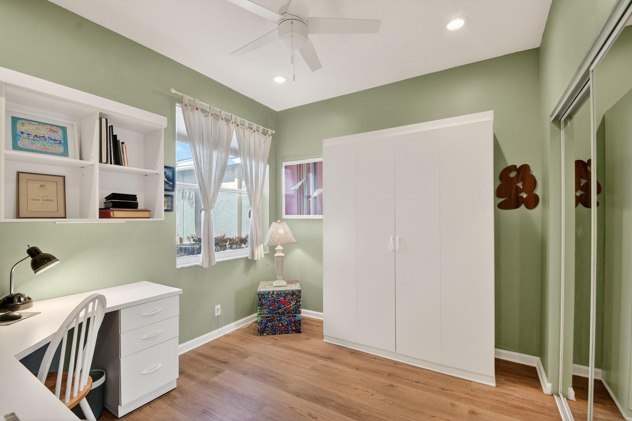 MAJESTIC ISLES - Residential