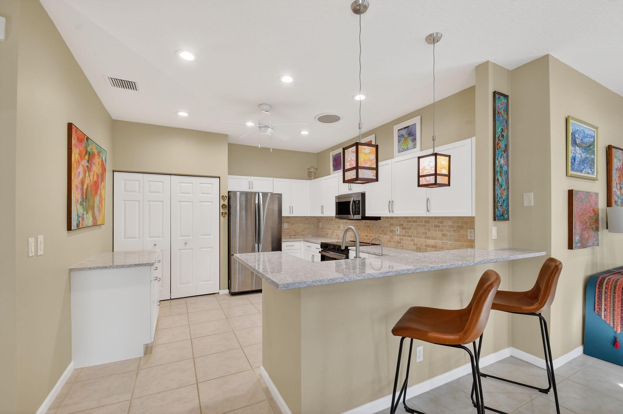 MAJESTIC ISLES - Residential