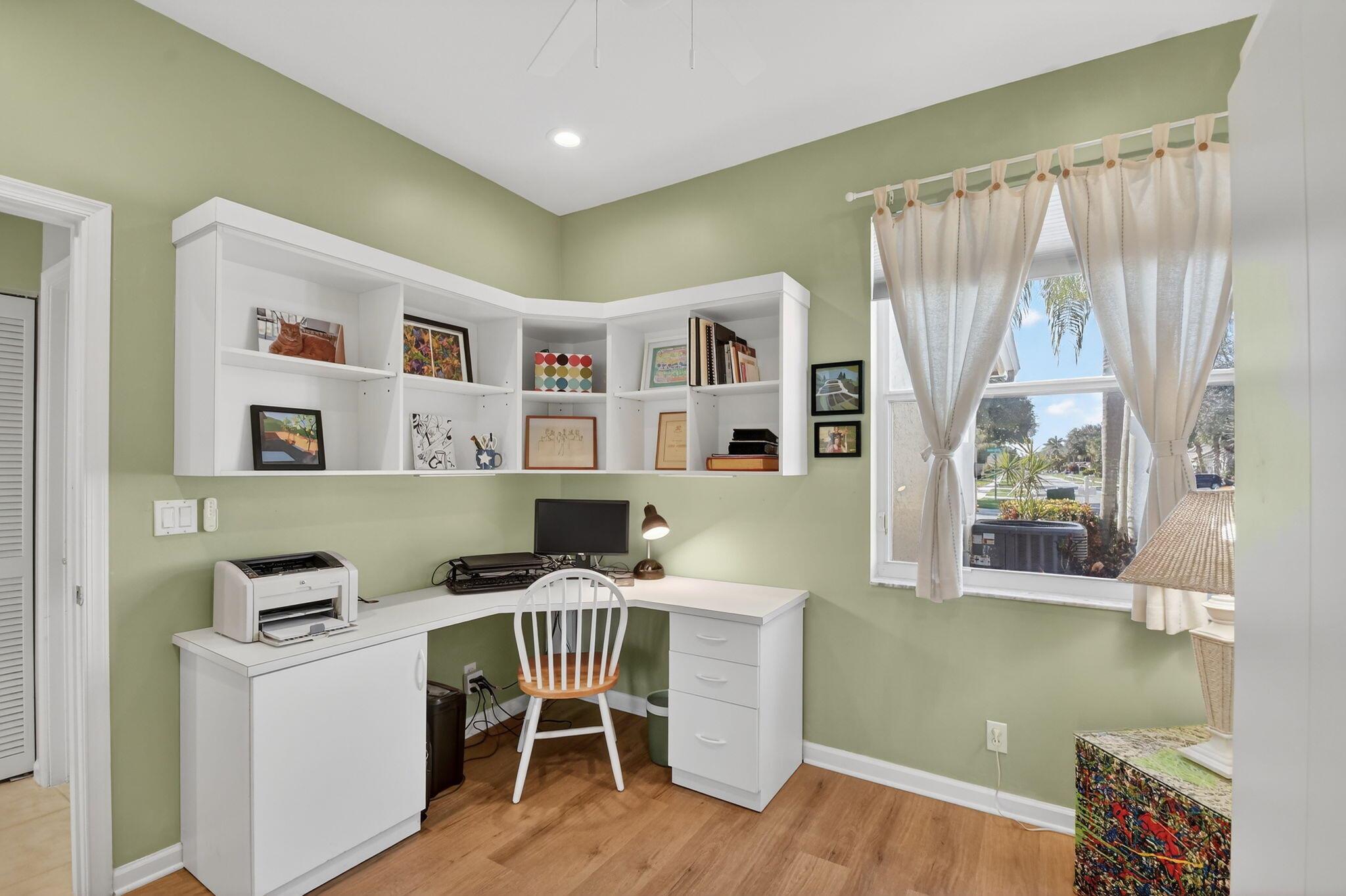 MAJESTIC ISLES - Residential